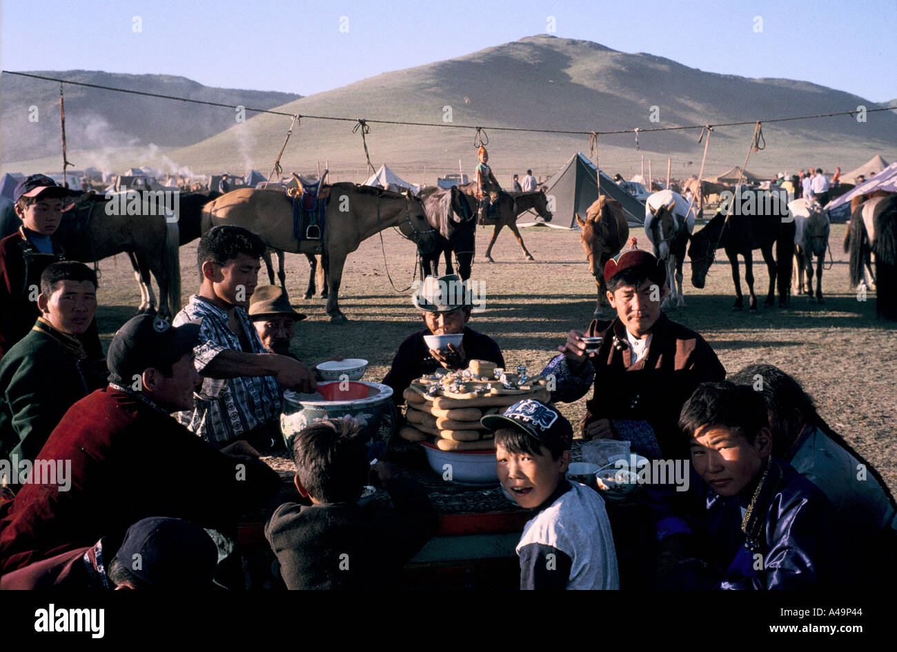 Tenda nomadi città fuori Ulan Bator mongolia Foto Stock