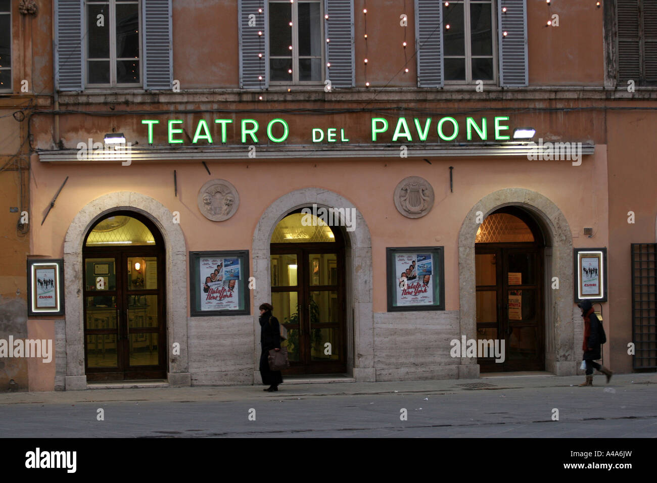 Teatro del Pavone piazza della Repubblica Perugia Umbria Italia Foto stock  - Alamy