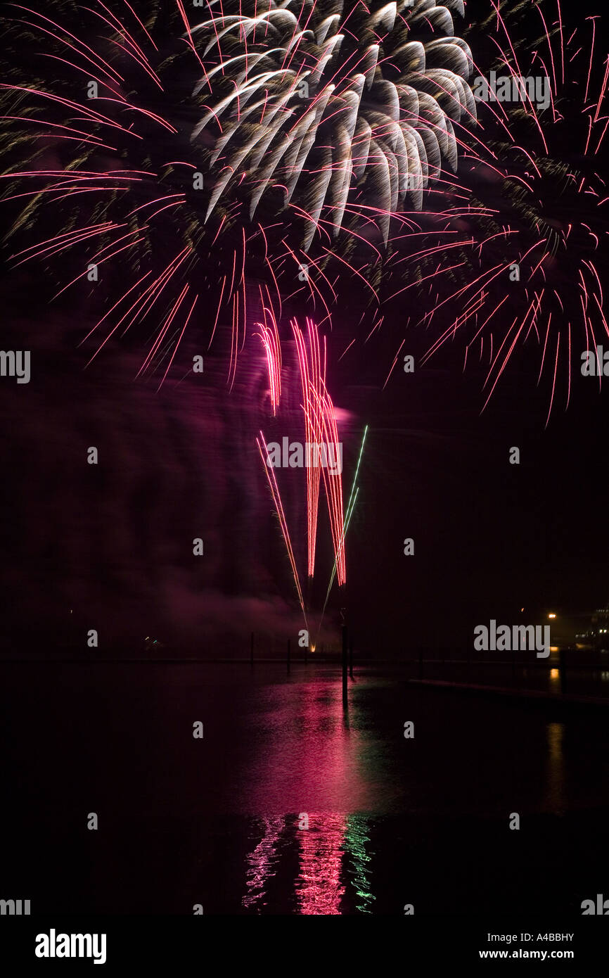 Fuochi d'artificio Mayflower Park Southampton Regno Unito Foto Stock