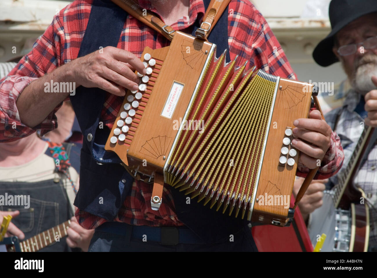 Un piccolo formare fisarmonica usata da un interprete del tradizionale australiana country music Foto Stock