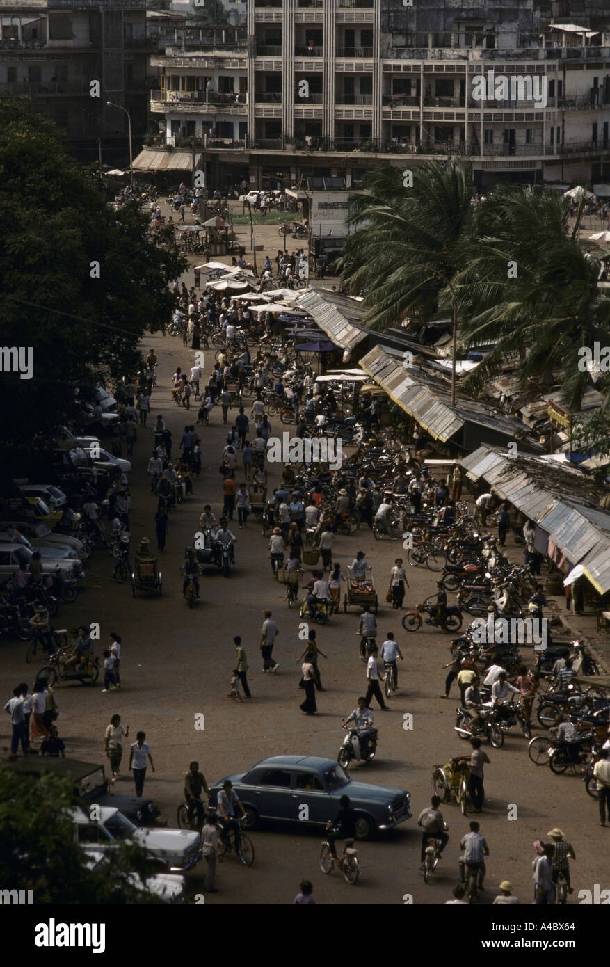 Strada del mercato di Phnom Penh city centre Foto Stock