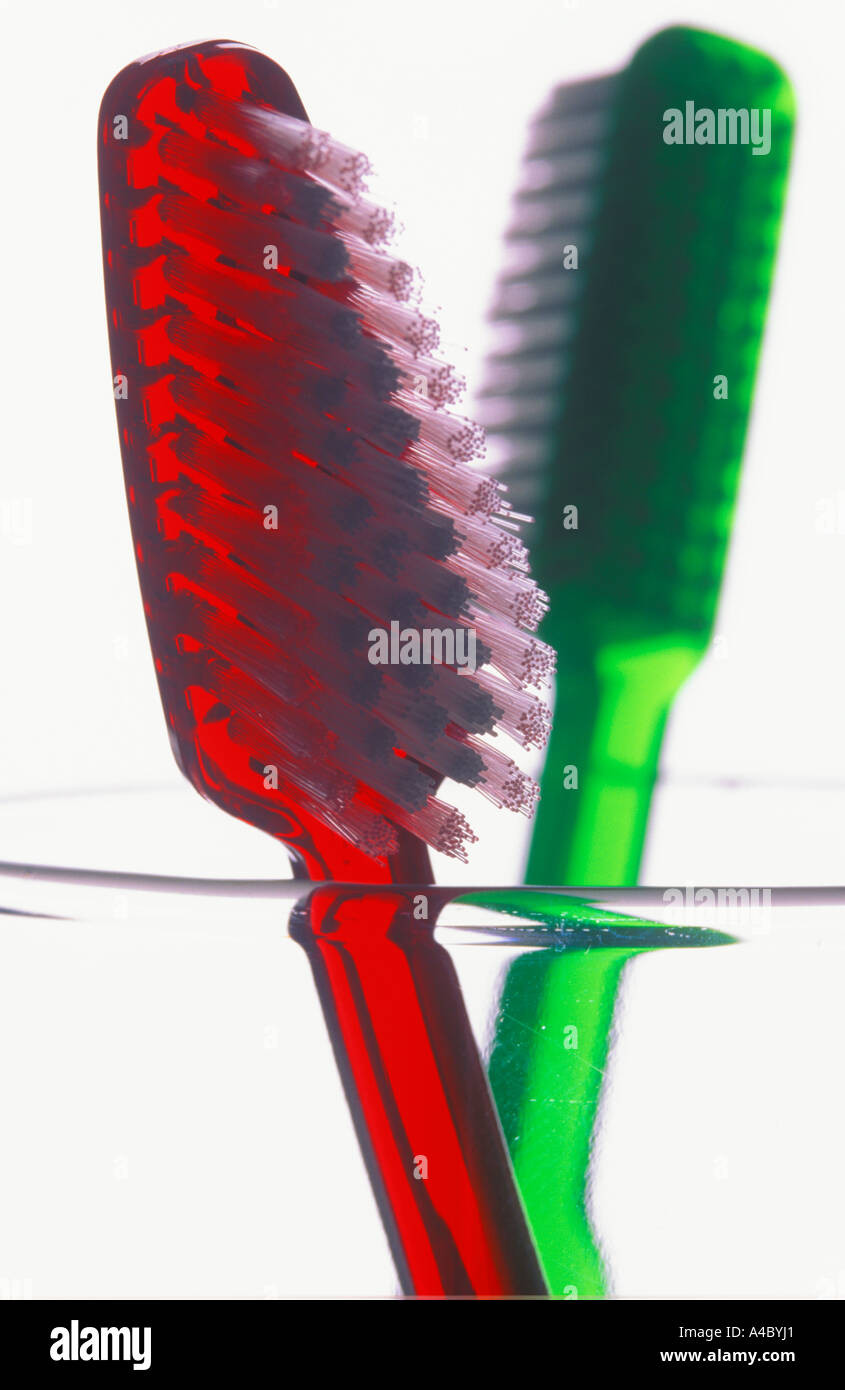 Due dettagli di spazzolino da denti Foto Stock
