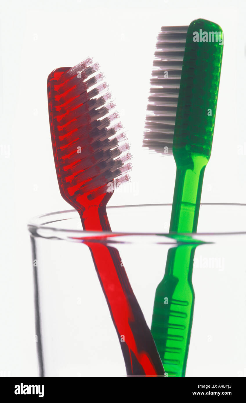 Due dettagli di spazzolino da denti Foto Stock