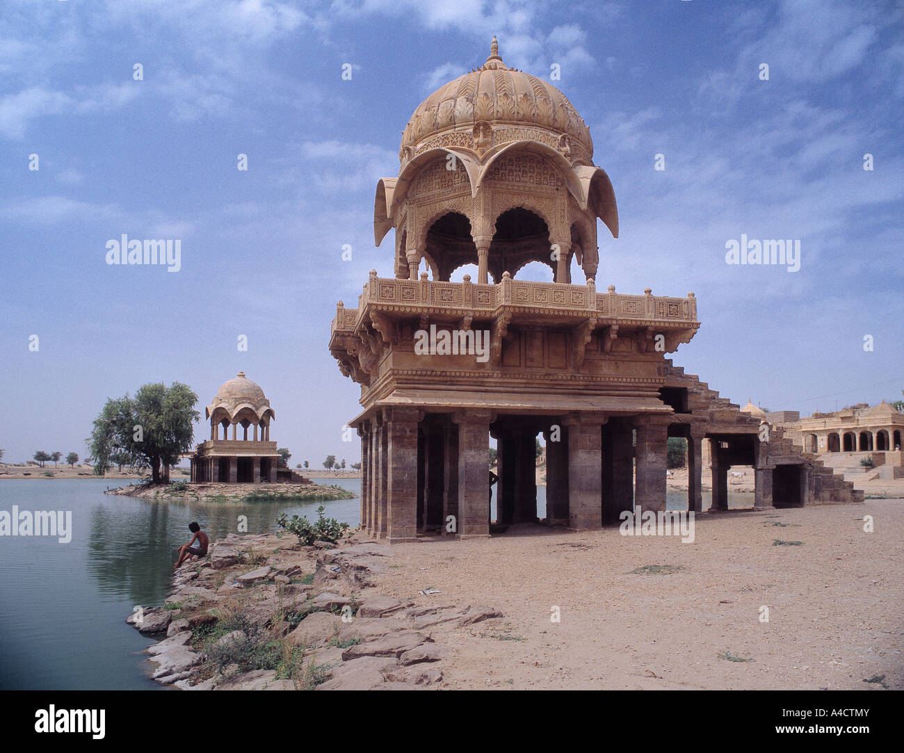 Abbandonato templi Jain Rajastan India Foto Stock