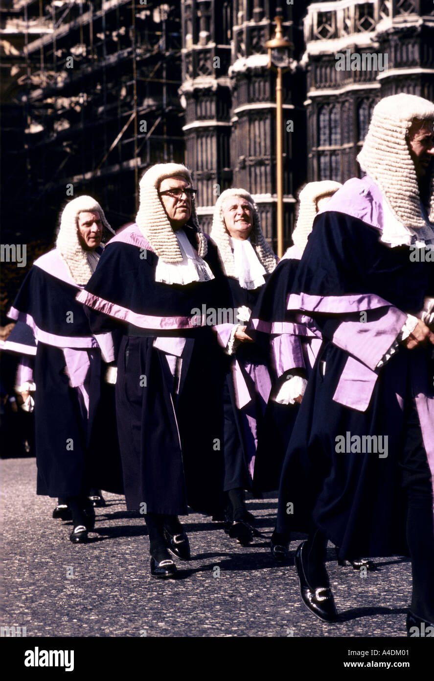 I giudici in abito completo presso il signore cancelliere della prima colazione, Londra 1982 Foto Stock