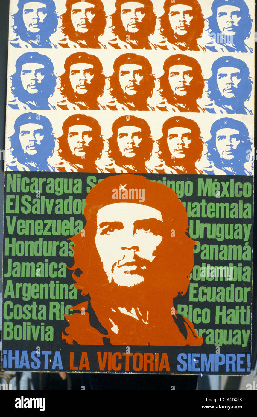 Immagini multiple di Che Guevara su un poster a l'Avana, Cuba, dicendo hasta la victoria siempre - fino alla vittoria sempre! Foto Stock