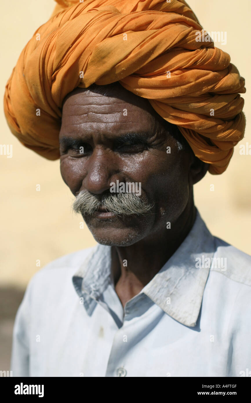 Uomo Turbanned Bundi Rajasthan in India Foto Stock