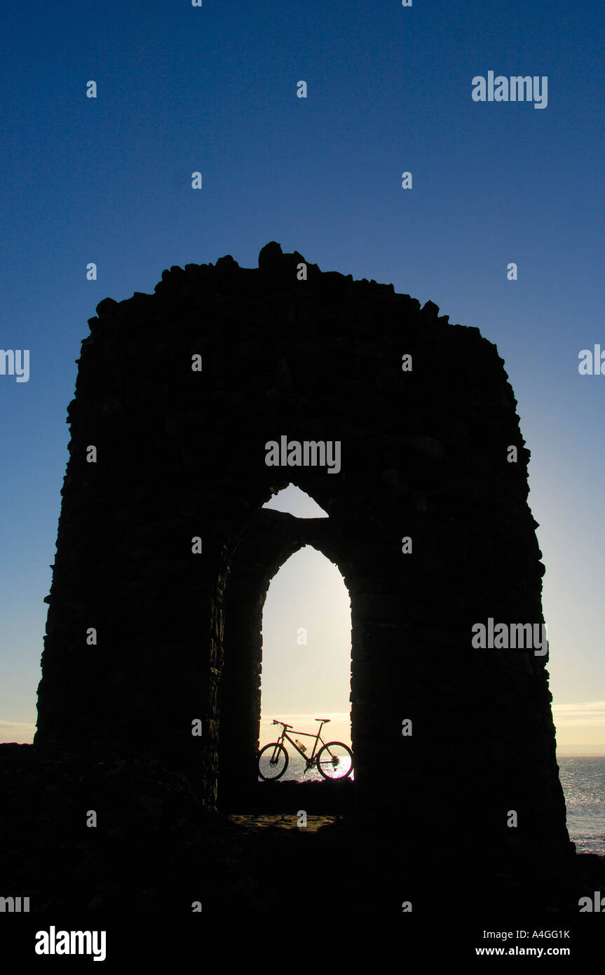 Bike stagliano in castello windown Elie Scozia UK Foto Stock