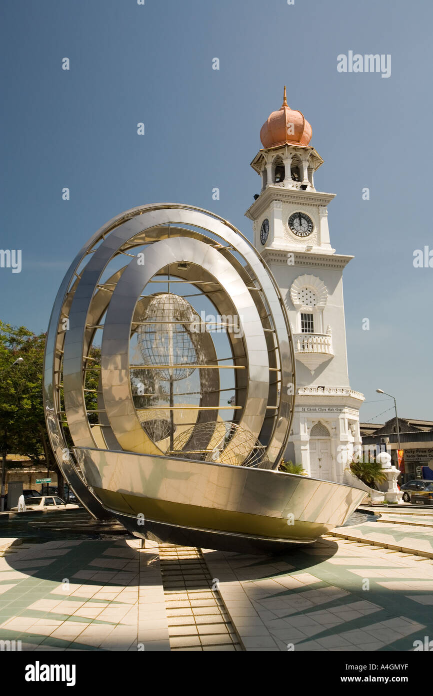 Malaysia Kedah Penang Georgetown Victoria Memorial clocktower scultura moderna Foto Stock