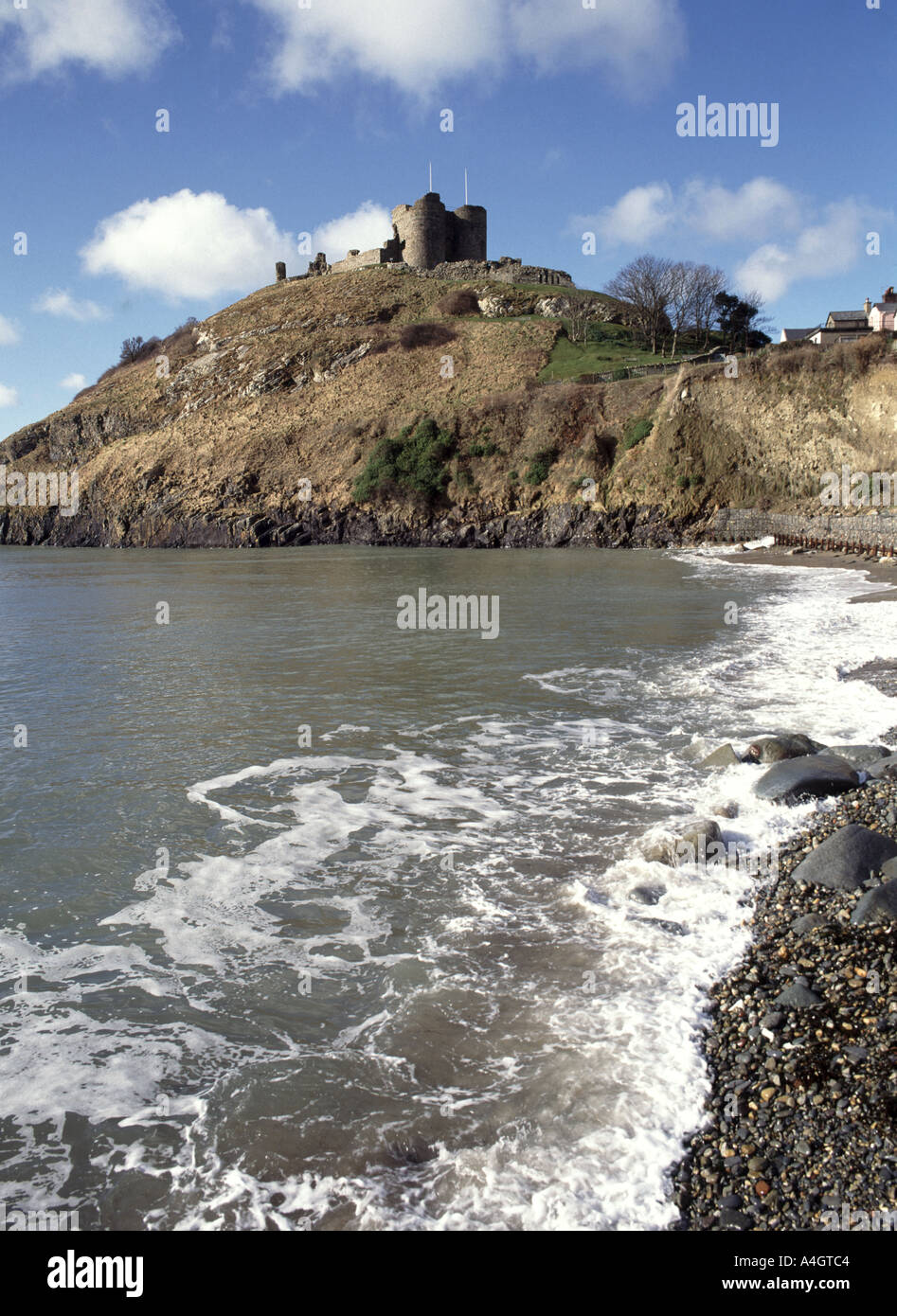 Criccieth Castle rovine sulla collina Foto Stock