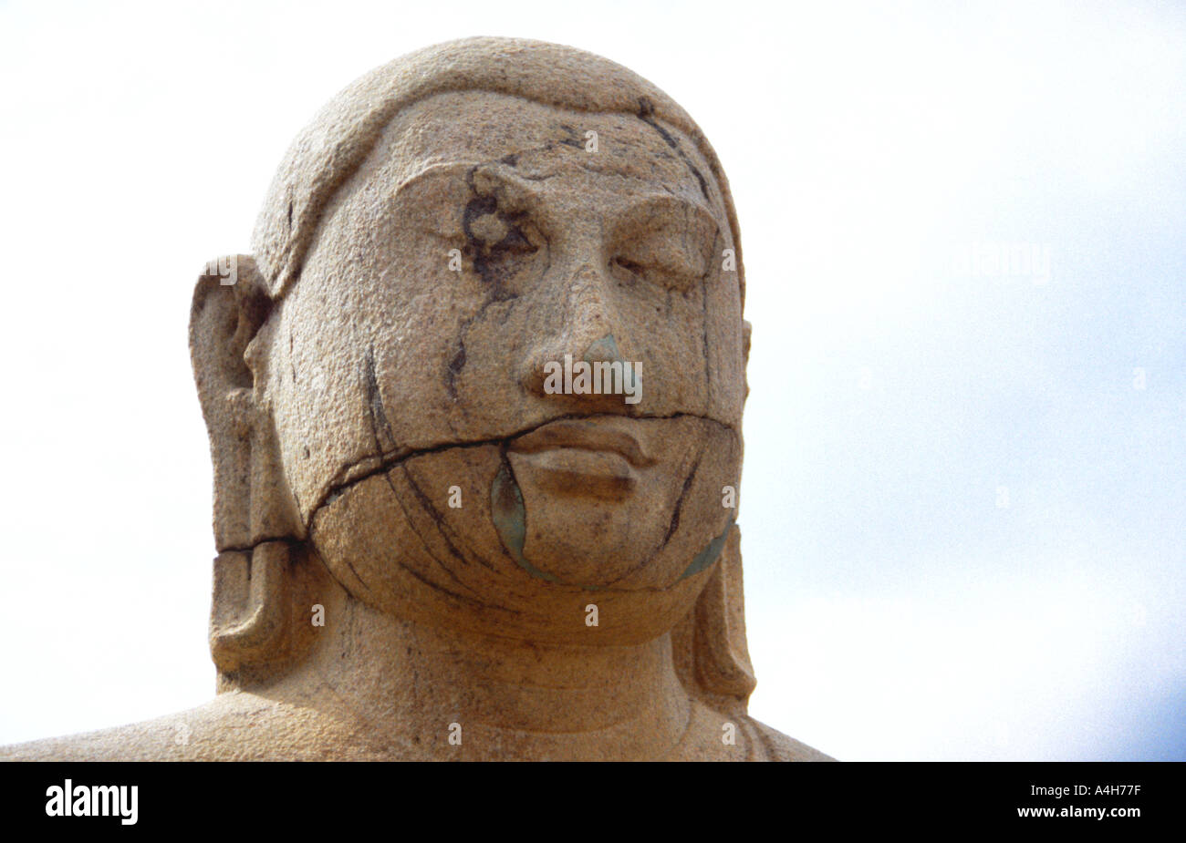 Il Buddha il volto e la fede che il regno Polonnaruwa civiltà dal XI secolo Foto Stock