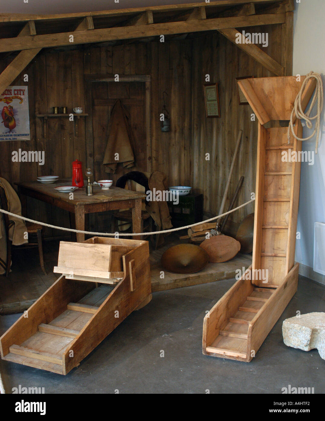 Museo dell'oro in Francia che mostra in legno vassoi oro Foto Stock