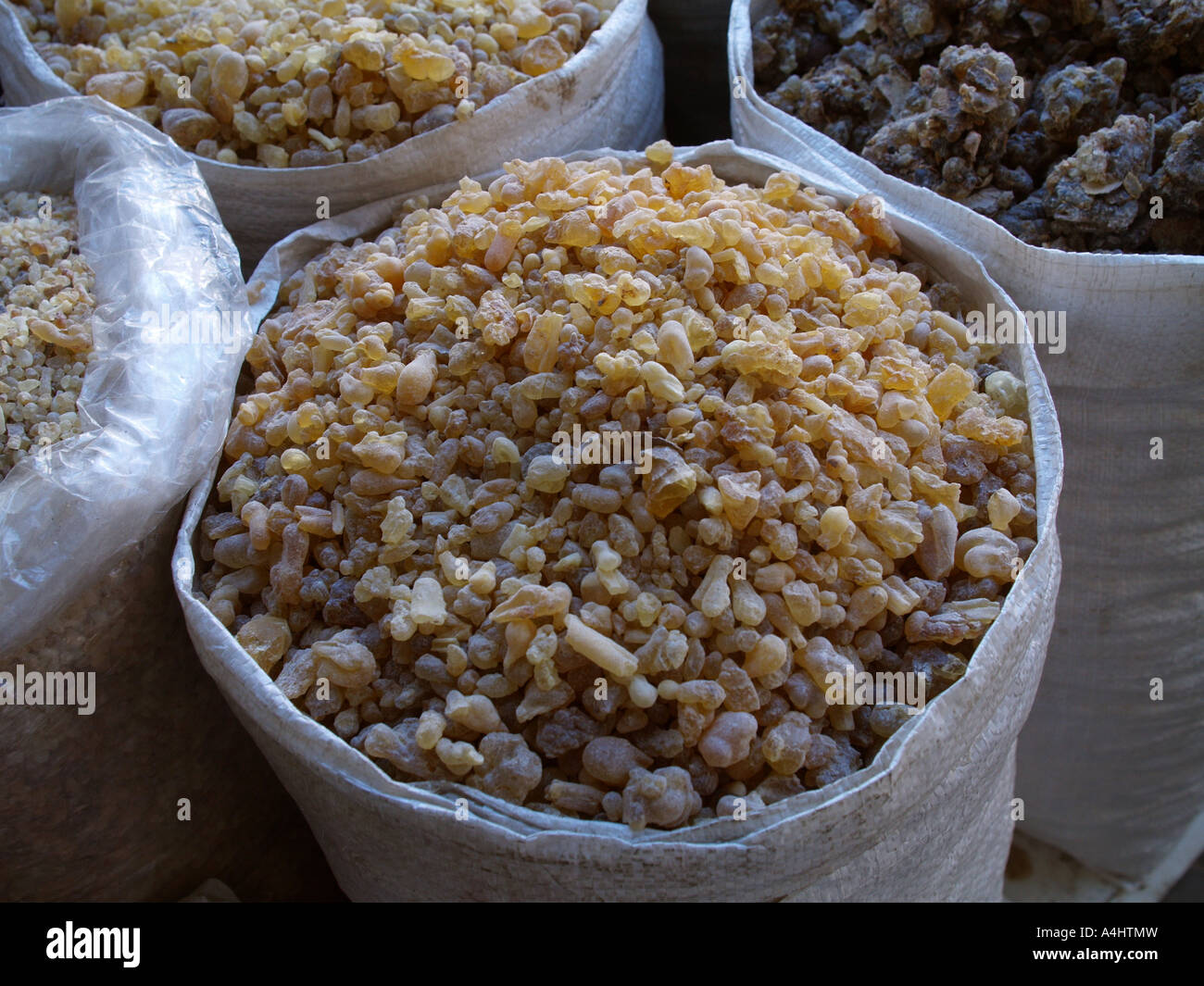 Dubai, Deira, spice souk, mercato delle spezie, olibanum Foto Stock