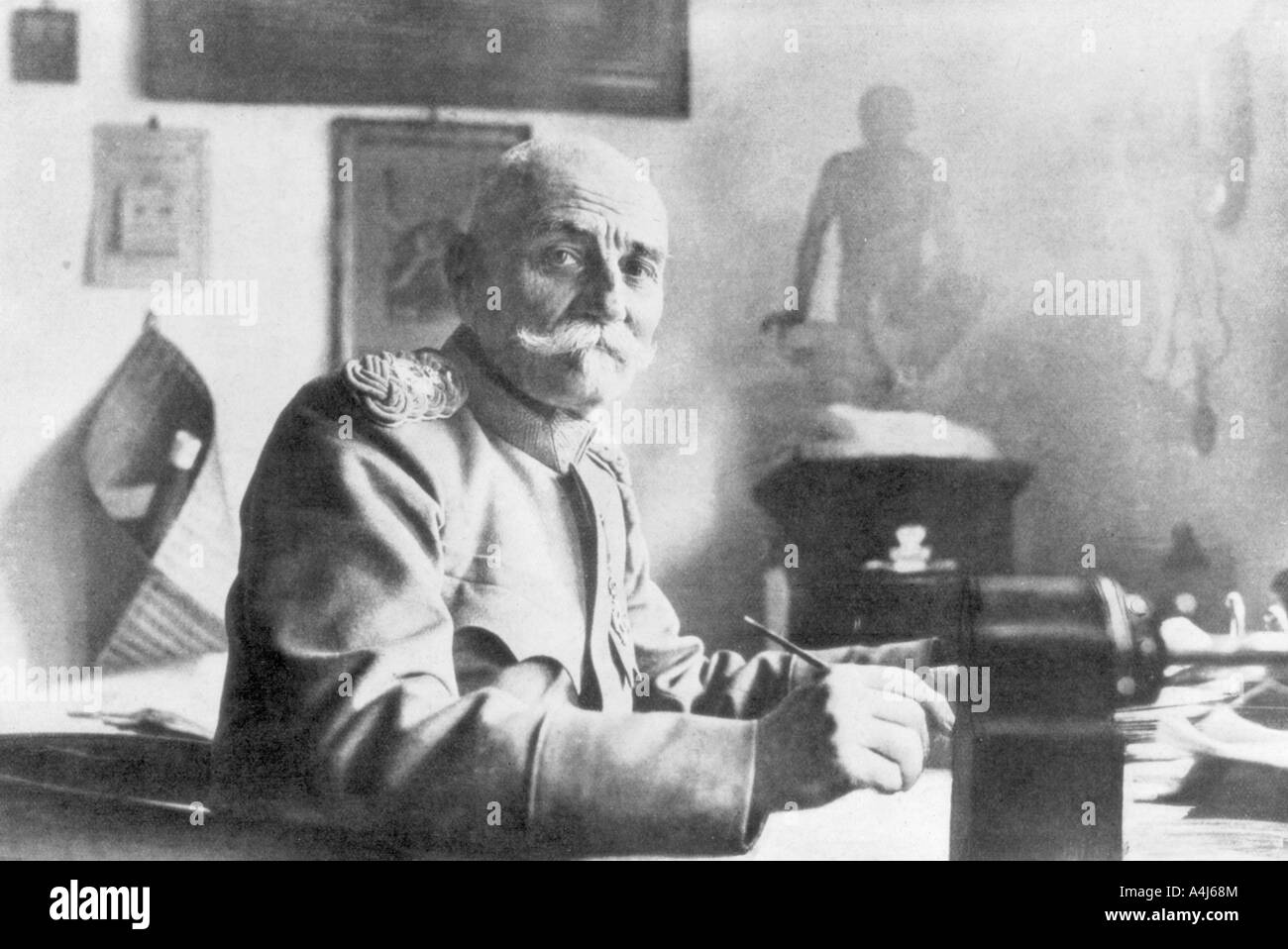 Il re Pietro di Serbia, luglio 1914. Artista: sconosciuto Foto Stock