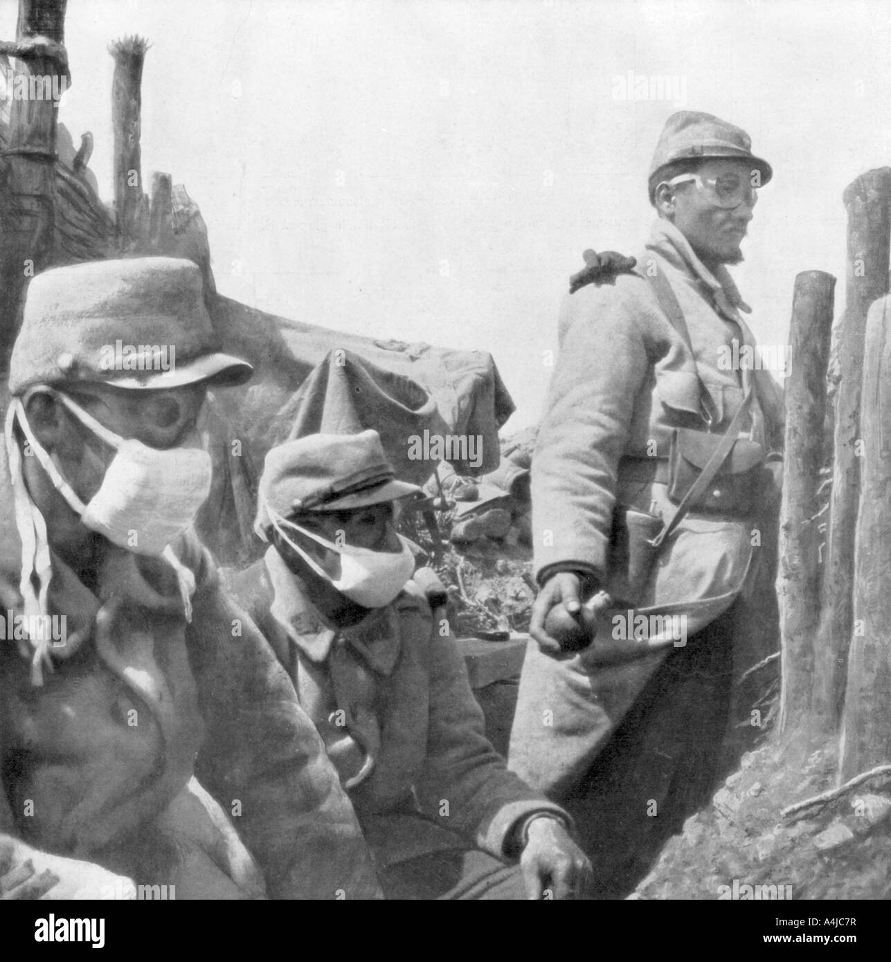 Protezione di gas, Francia, guerra mondiale I, 1915. Artista: sconosciuto Foto Stock