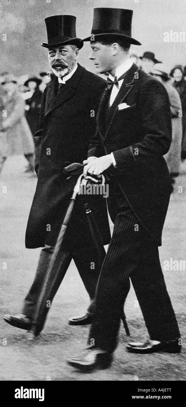 Re Giorgio V e suo figlio Prince Edward, duca di Windsor, 1930s. Artista: sconosciuto Foto Stock