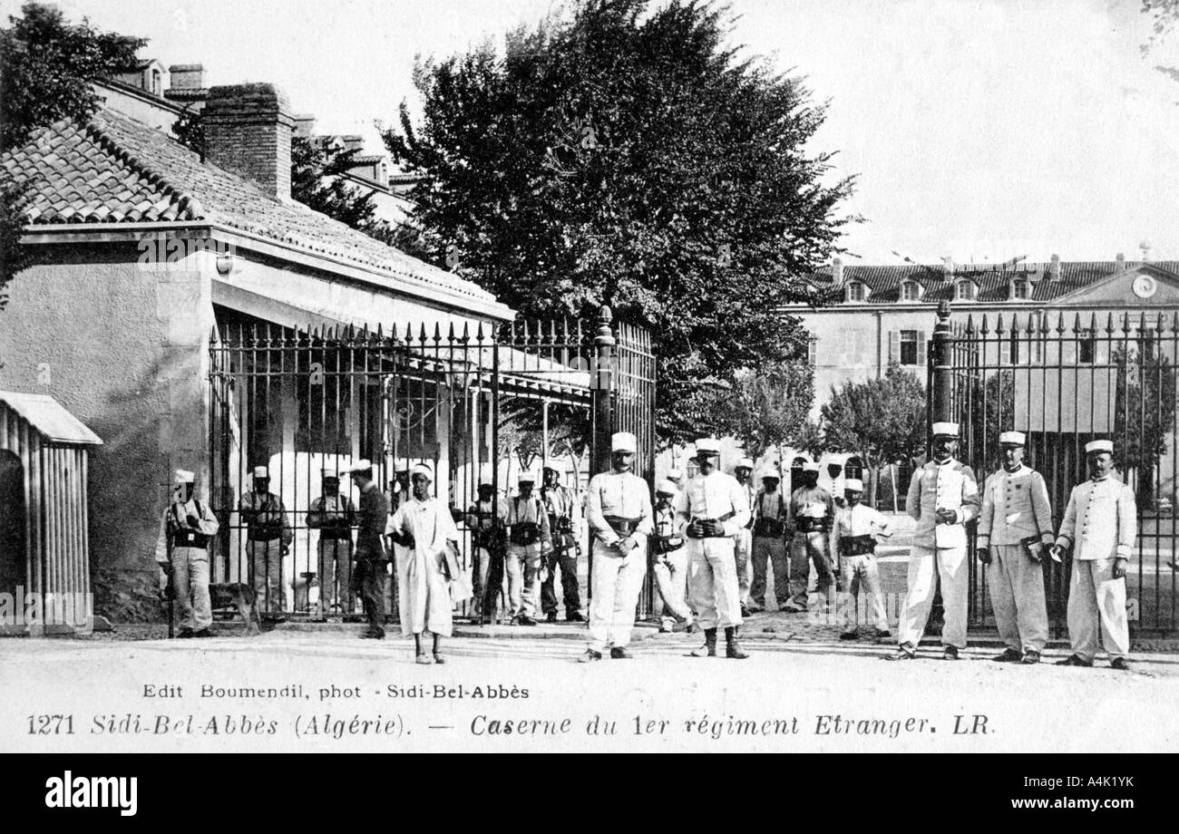 Le caserme del 1° Reggimento della Legione Straniera francese, Sidi Bel Abbes, Algeria, 1907. Artista: Boumendil Foto Stock