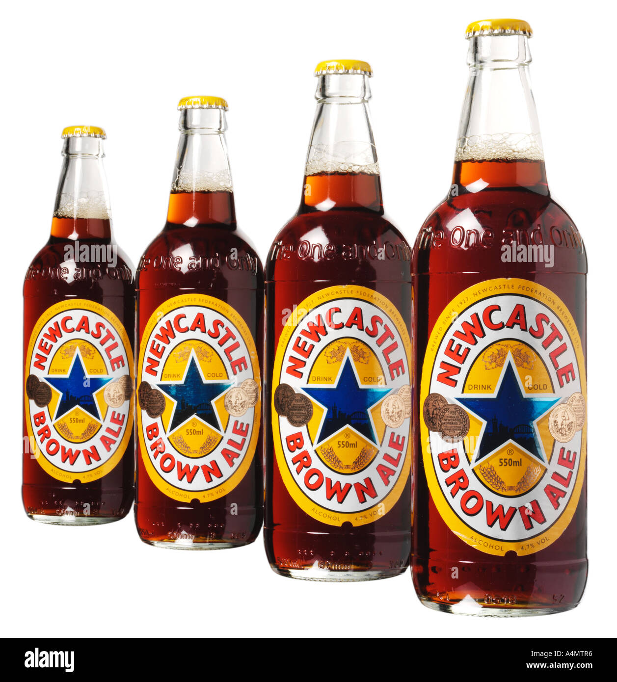 Quattro bottiglie di BROWN ALE TAGLIARE Foto Stock