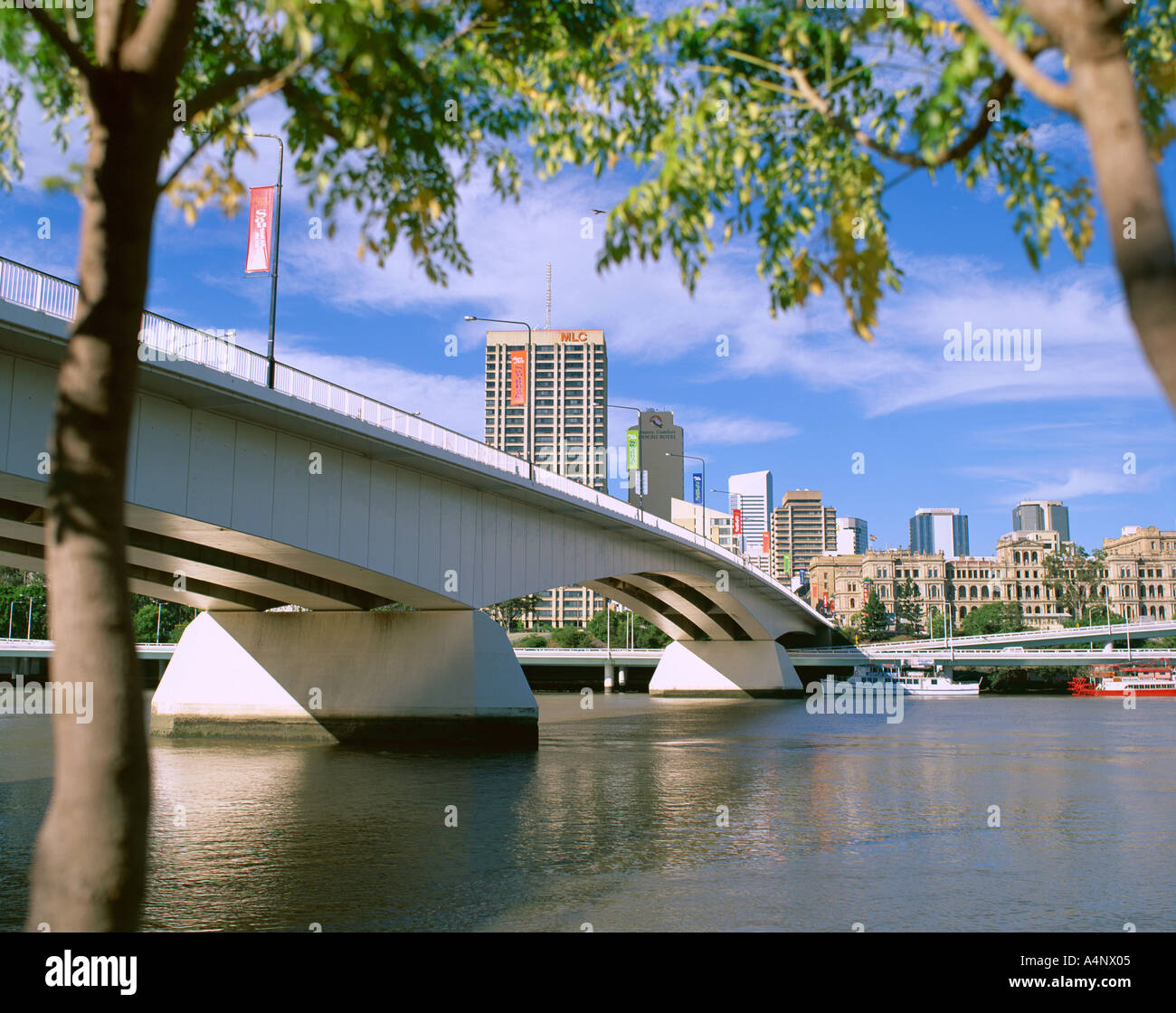 Il Victoria e il Ponte sul Fiume Brisbane Queensland Brisbane Australia Pacific Foto Stock