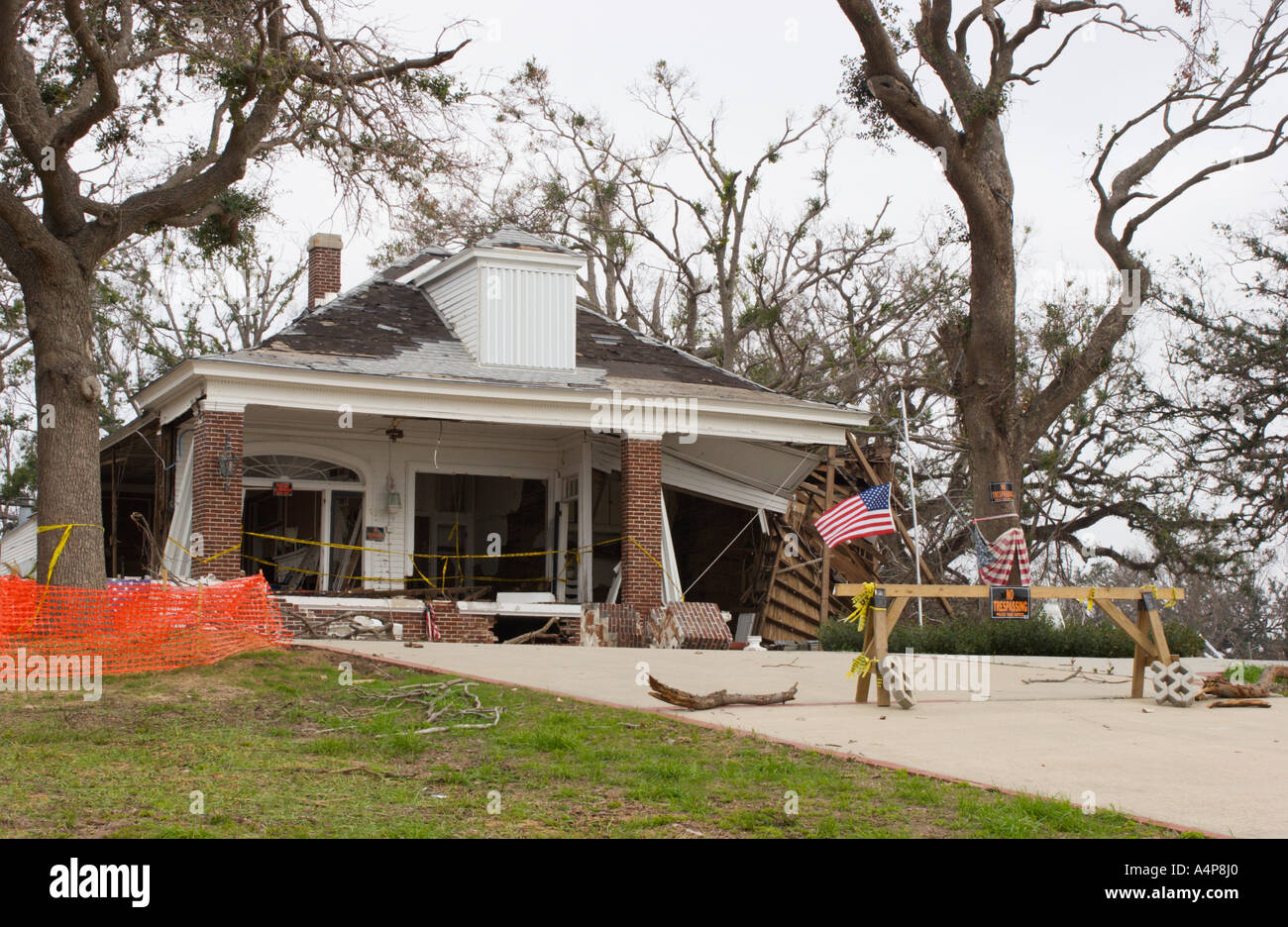 La casa sulla spiaggia di Biloxi, Mississippi, è stata devastata dall'uragano Katrina che ha devastato la costa del Golfo del Mississippi Foto Stock