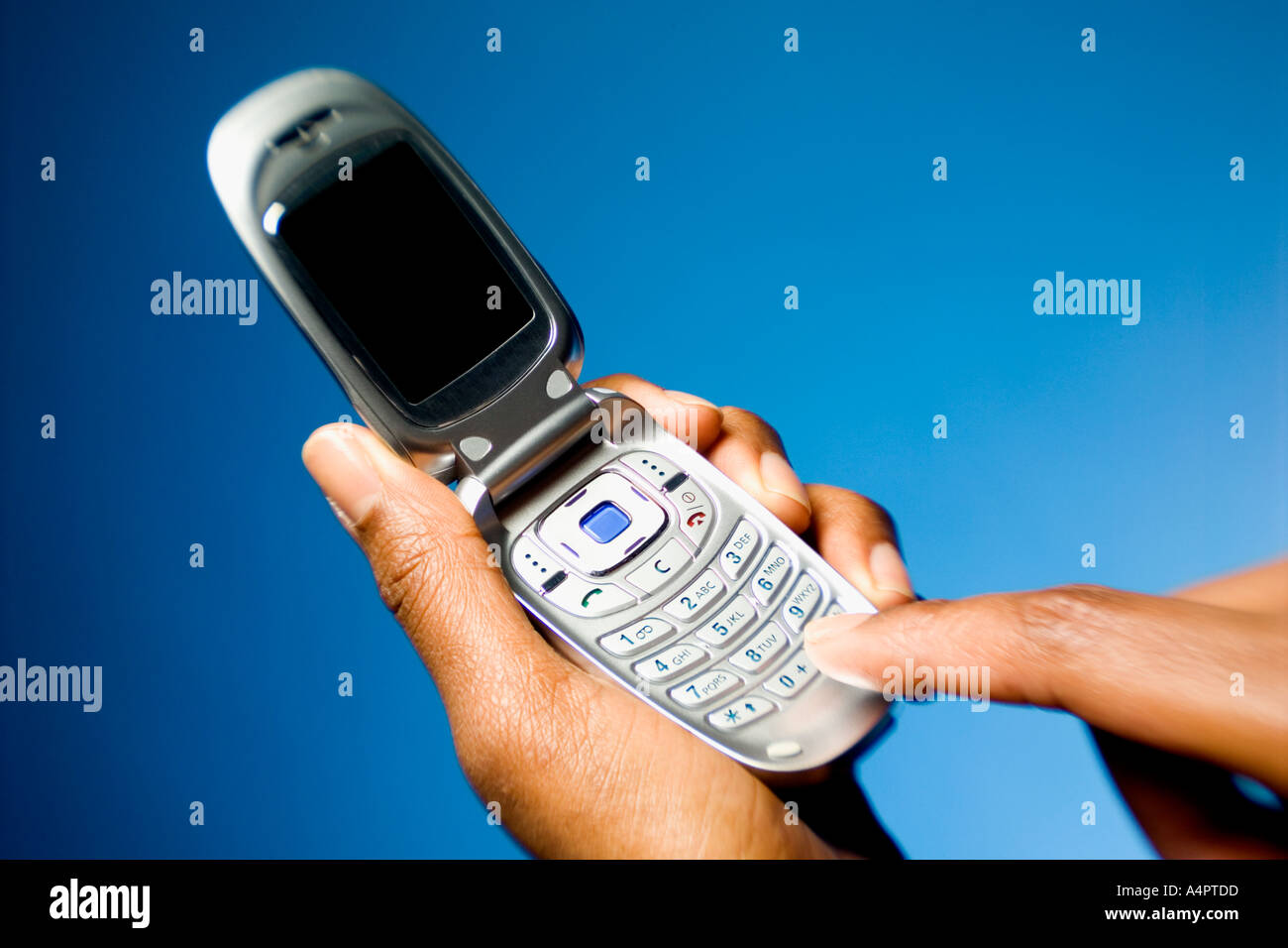 Mano Azienda Mobile Cellulare Foto Stock