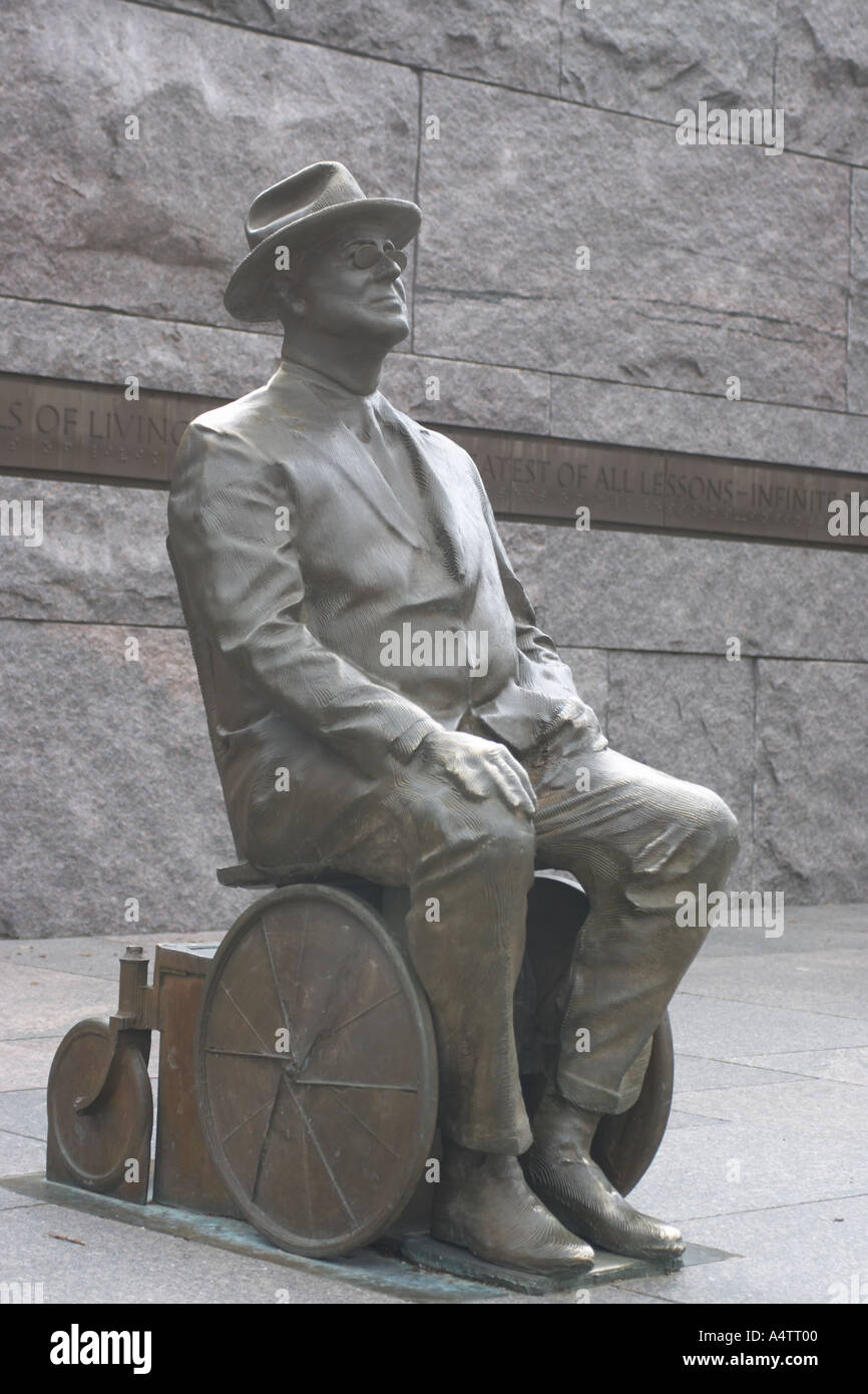 Franklin Roosevelt in una sedia a rotelle statua a FDR Franklin Roosevelt in una sedia a rotelle statua a FDR