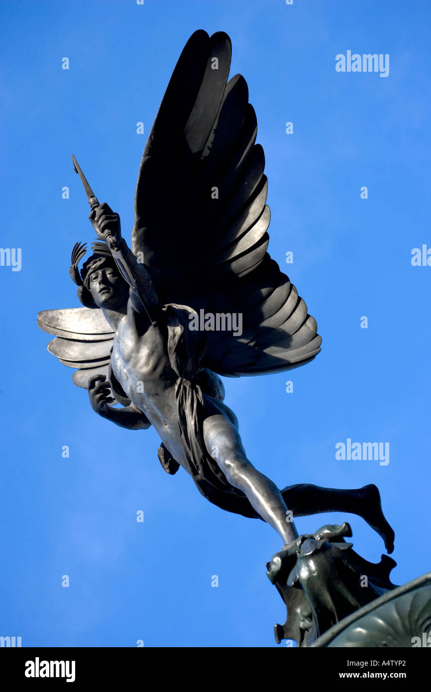 Statua di Eros a Piccadilly Circus London Inghilterra England Foto Stock