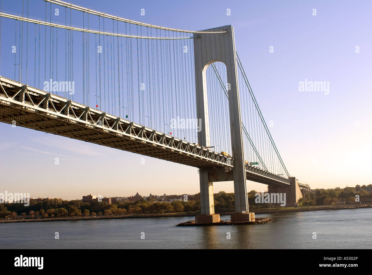 Verrazano Narrows Bridge, Brooklyn, New York City, Stati Uniti d'America.Ottobre 2006 Foto Stock