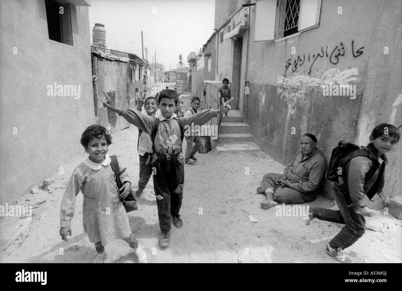 Painet ha1411 236 in bianco e nero la guerra street scene gaza palestina paese nazione in via di sviluppo meno sviluppati dal punto di vista economico Foto Stock