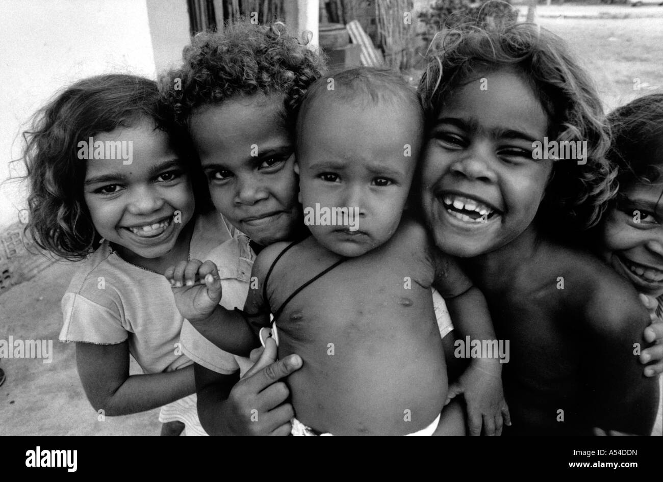 Painet hn1955 539 childrengirls baby childrn Recife in Brasile paese nazione in via di sviluppo meno sviluppati dal punto di vista economico la cultura Foto Stock