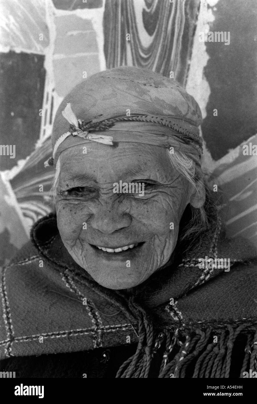 Painet hn2010 658 anziani invecchiamento della vecchia donna sucre Bolivia paese nazione in via di sviluppo meno sviluppati dal punto di vista economico la cultura Foto Stock