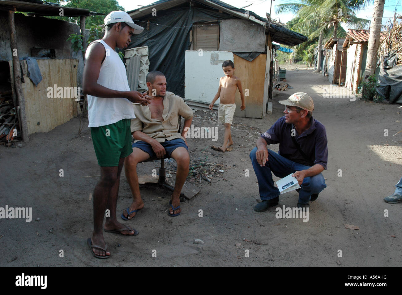 Painet iy8217 Brasile Chico Mendes squatter insediamento di contadini senza terra pernambuco 2005 paese nazione in via di sviluppo meno Foto Stock