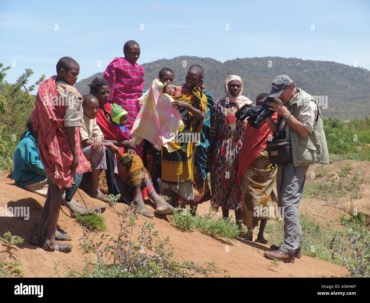 Painet iy8567 tanzania photo 2005 paese nazione in via di sviluppo meno sviluppati economicamente emergenti di cultura minoritaria del mercato Foto Stock