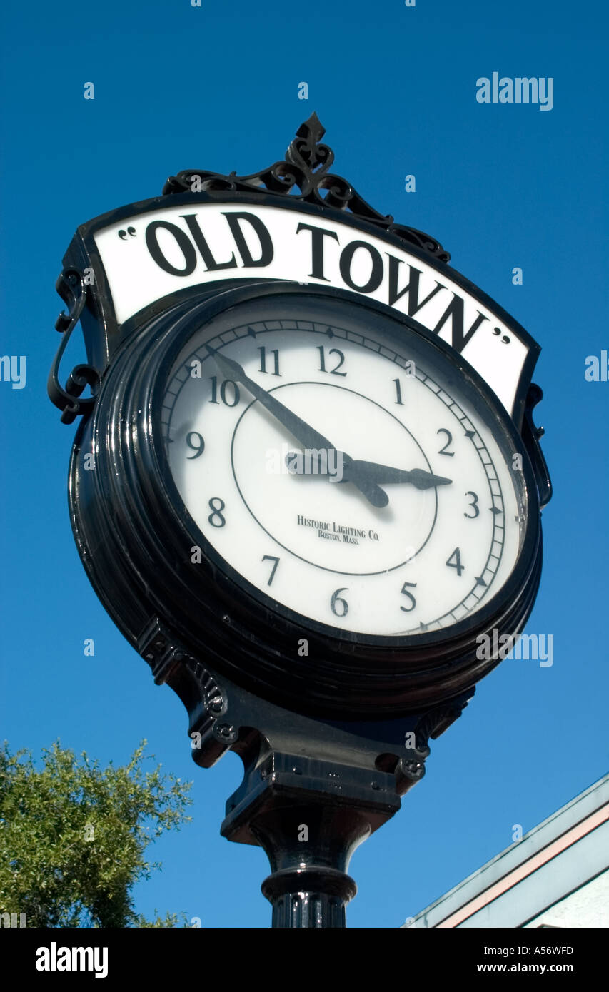 Orologio, Main Street, Città Vecchia Kissimmee, Orlando, Florida, Stati Uniti d'America Foto Stock