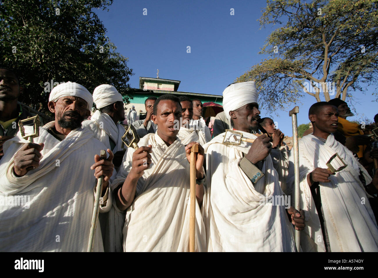 Jb1238 Etiopia musicisti kidana merhet chiesa tigray africa religione ortodossa cristianesimo festival musica danza Foto Stock