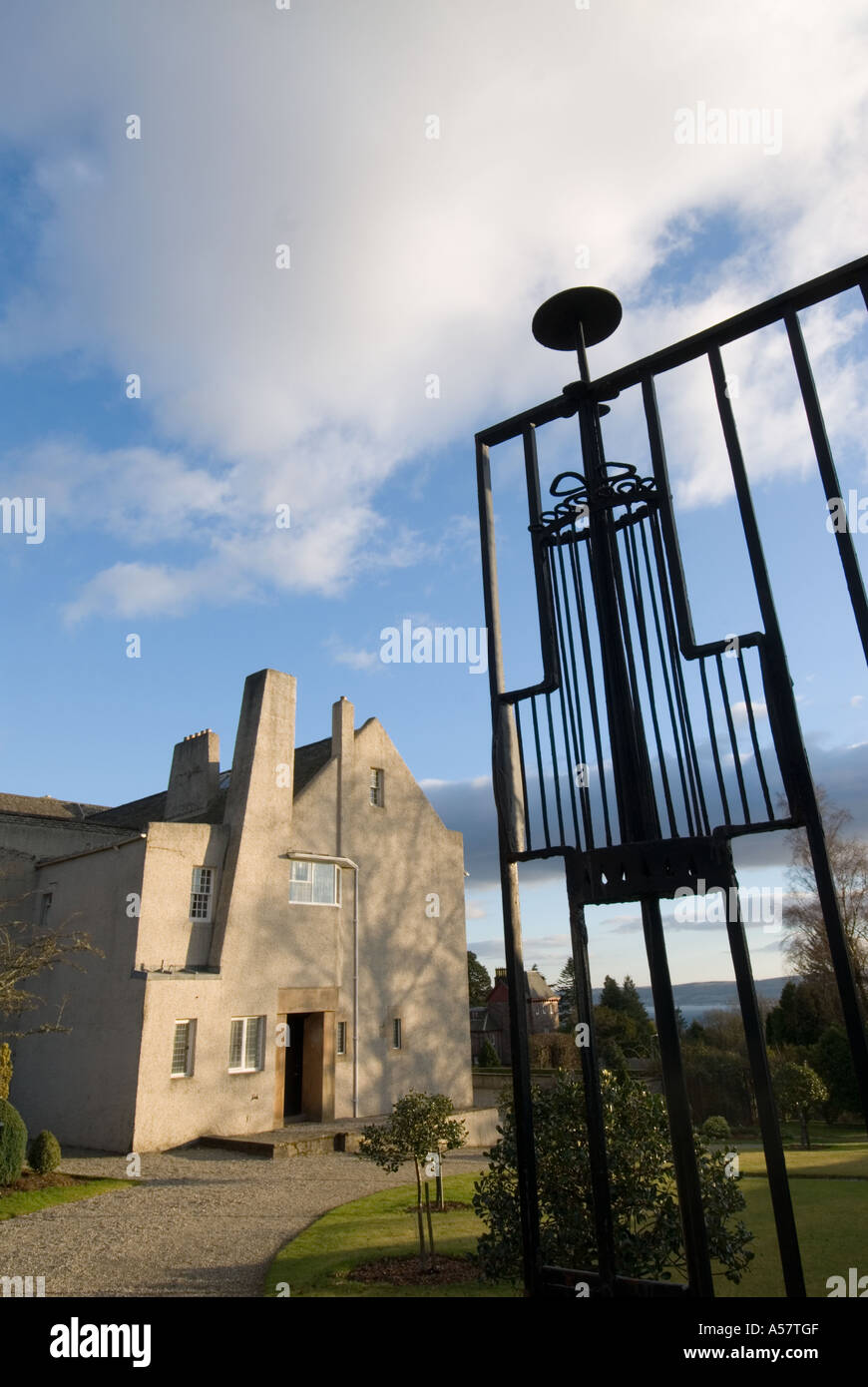 Hill House in Helensburgh UK progettata da Charles Rennie Mackintosh in stile Art Nouveau Foto Stock