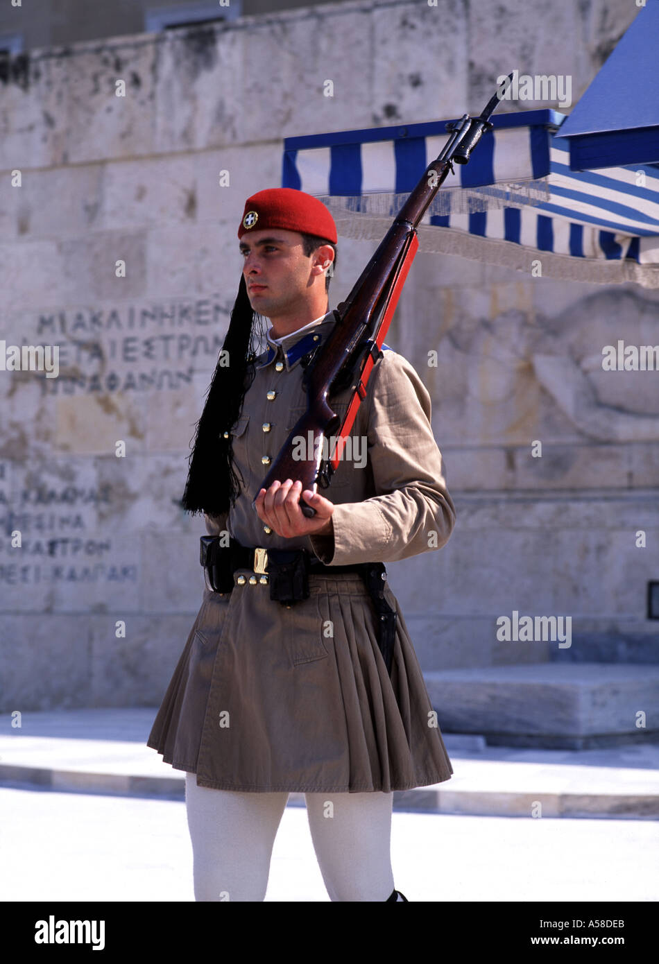 Il Parlamento greco Guard Foto Stock