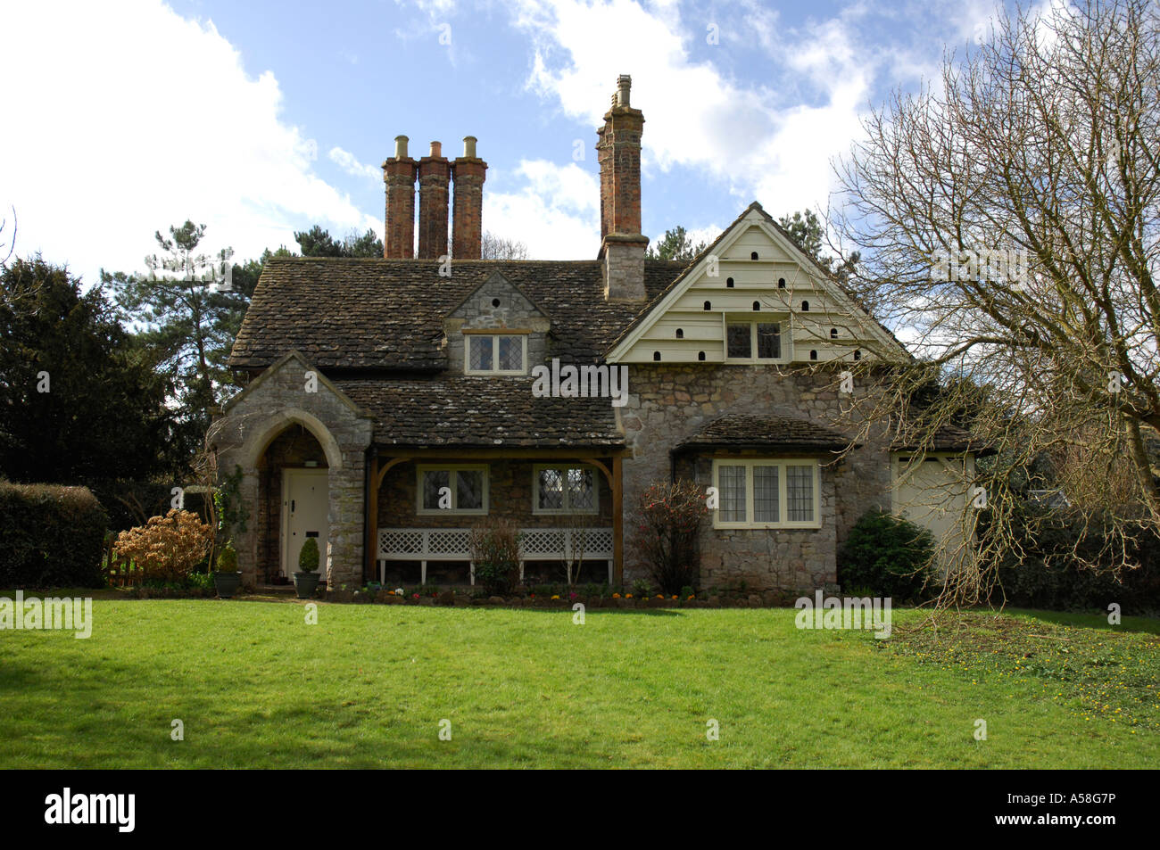 Cottage con il tetto di paglia, Blaise borgo, Bristol, Inghilterra Foto Stock