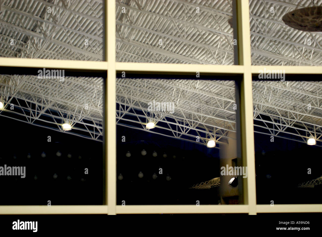 Le luci a incandescenza Lampadina illuminazione di un edificio Foto Stock