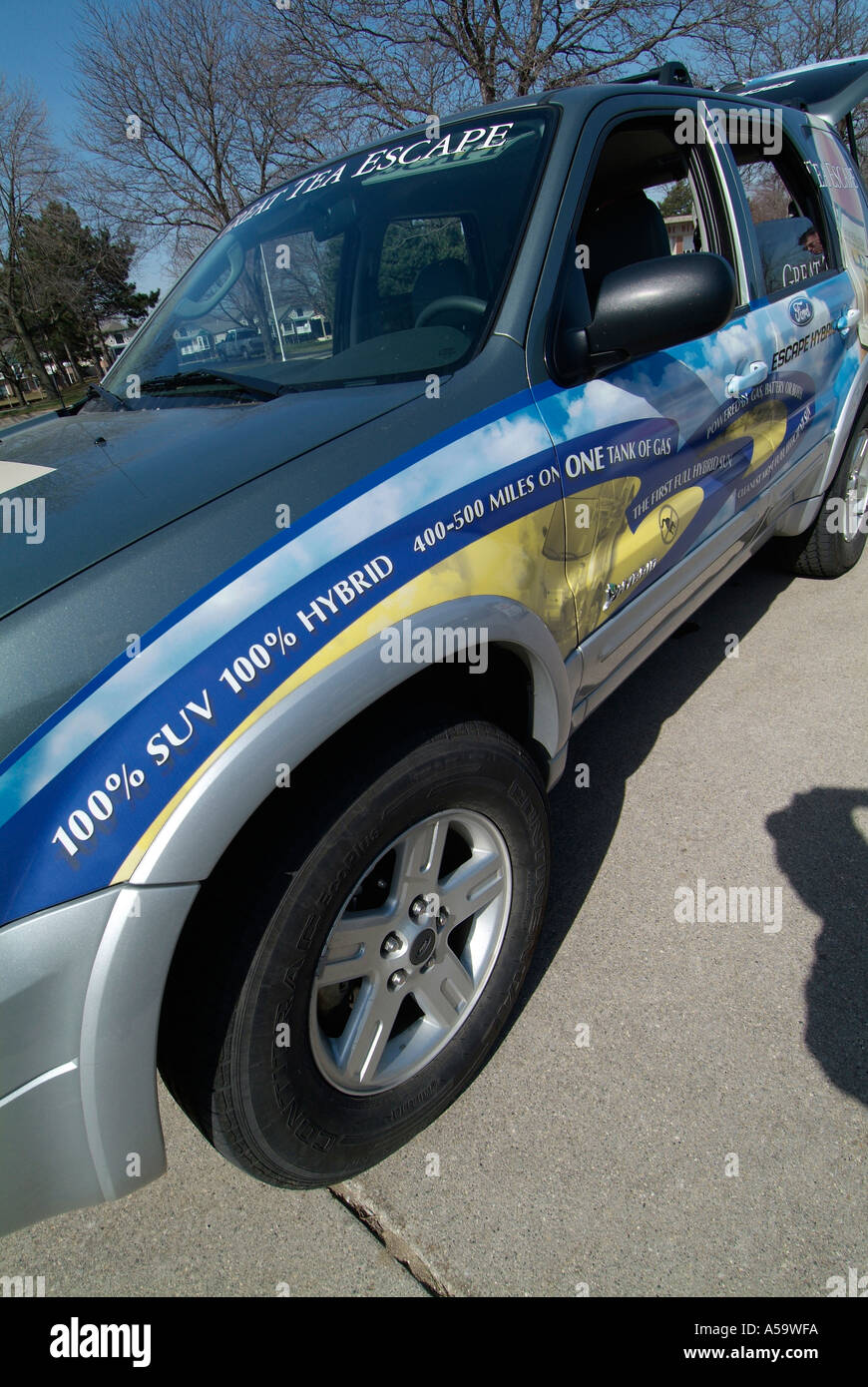 Vano motore di un Hybrid Synergy Drive automobile Foto Stock