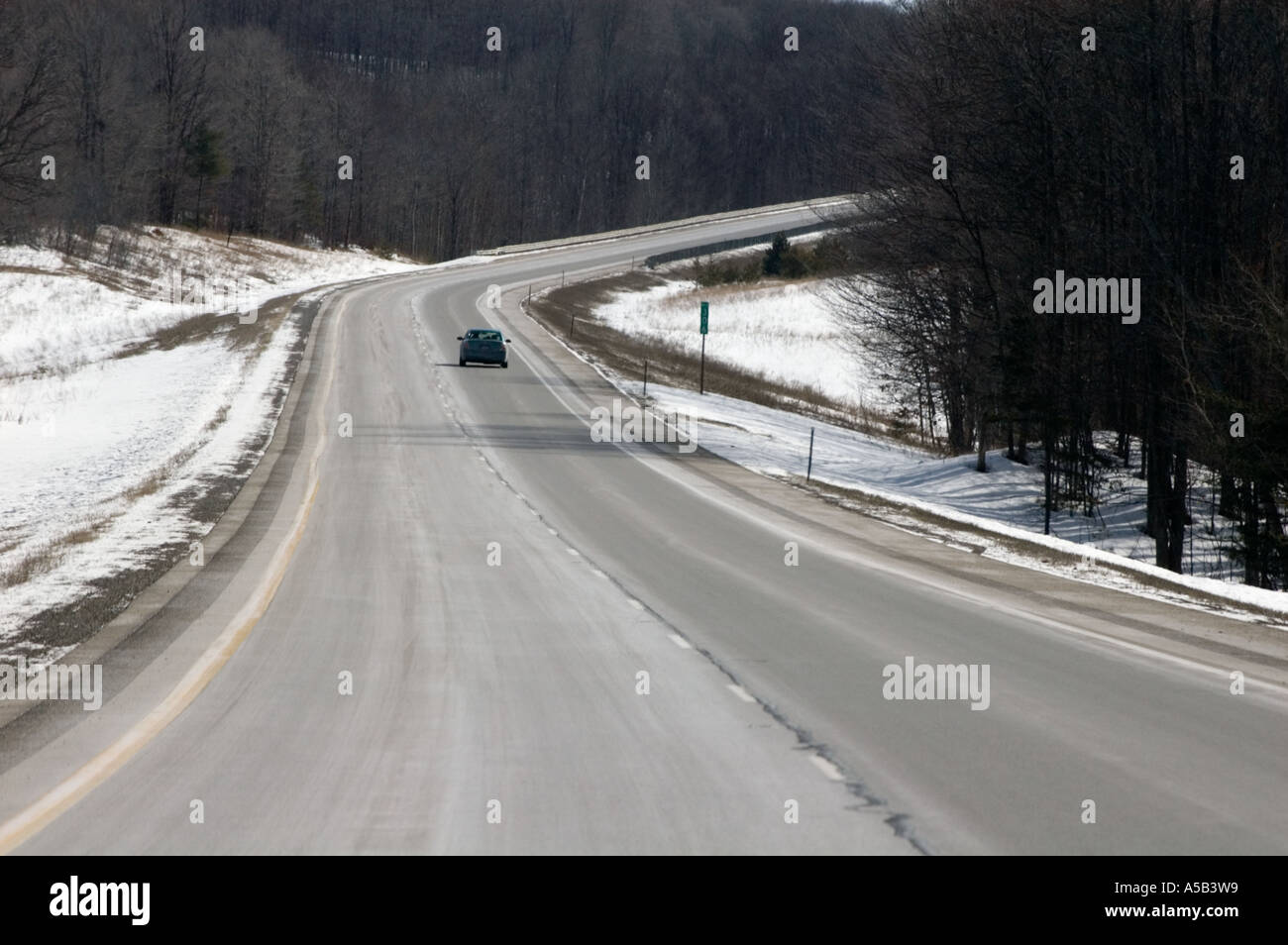Traffico leggero Interstate I 75 Michigan tardo inverno Foto Stock