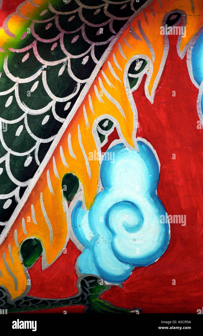 Il Vietnam Province Centrali Hoi An decorazioni sul pilastro in cantonese Assembly Hall Foto Stock