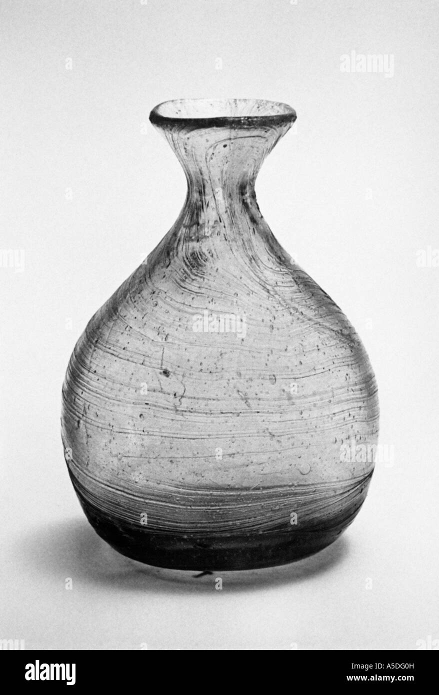 Xvii secolo pale aqua verde fiala di vetro Foto Stock