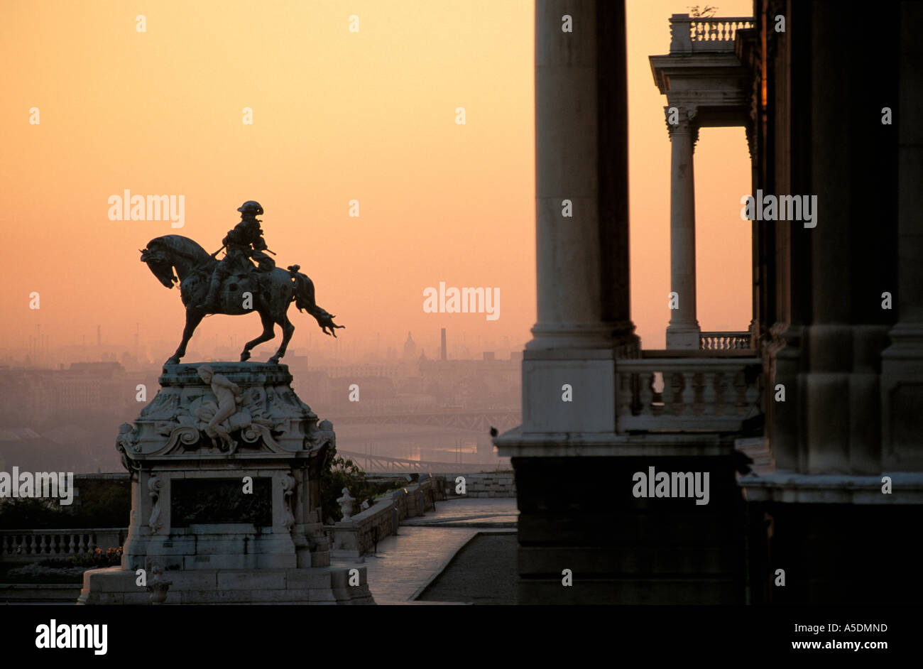 Budapest statua del Principe Eugenio di Savoia Royal Palace Foto Stock
