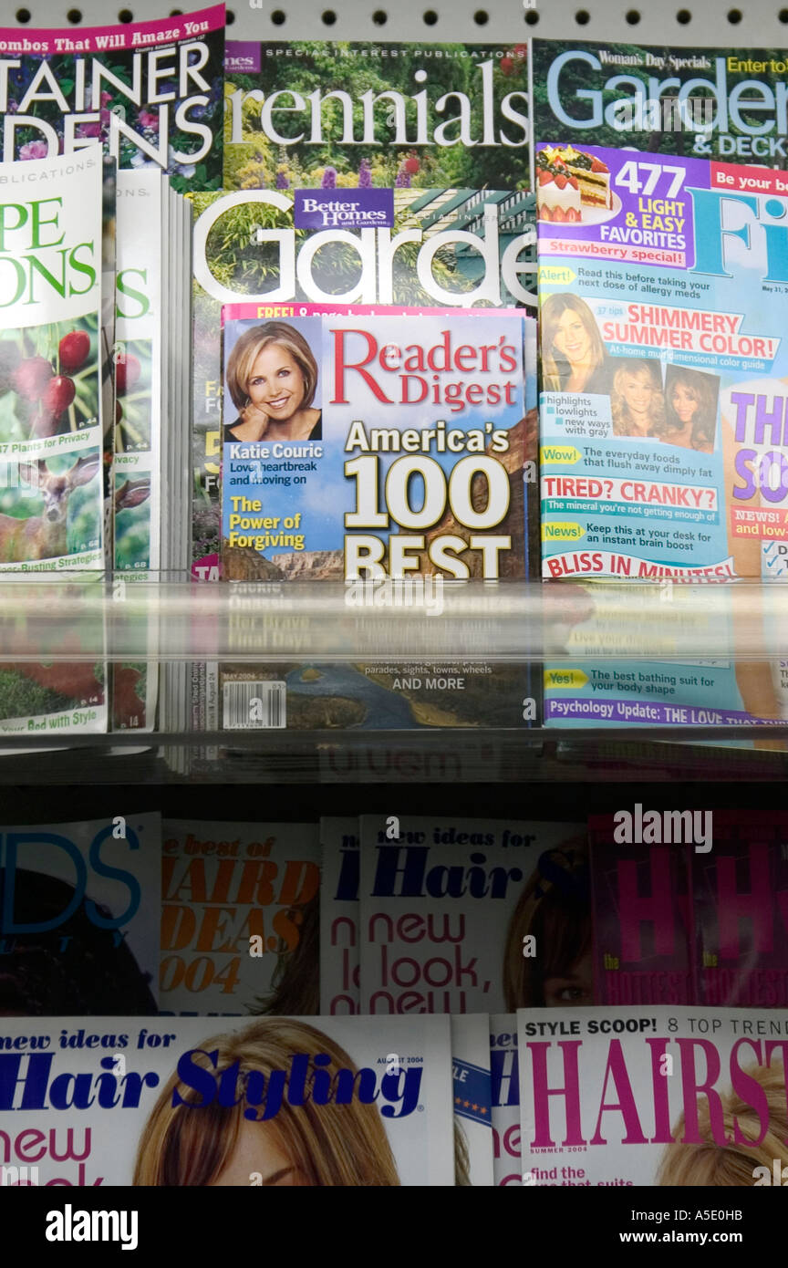 Readers Digest Magazine sulla cremagliera 2 Foto Stock