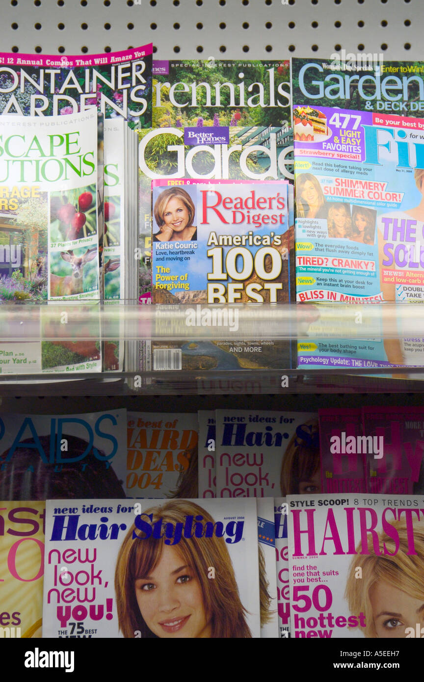 Readers Digest Magazine sulla cremagliera 1 Foto Stock