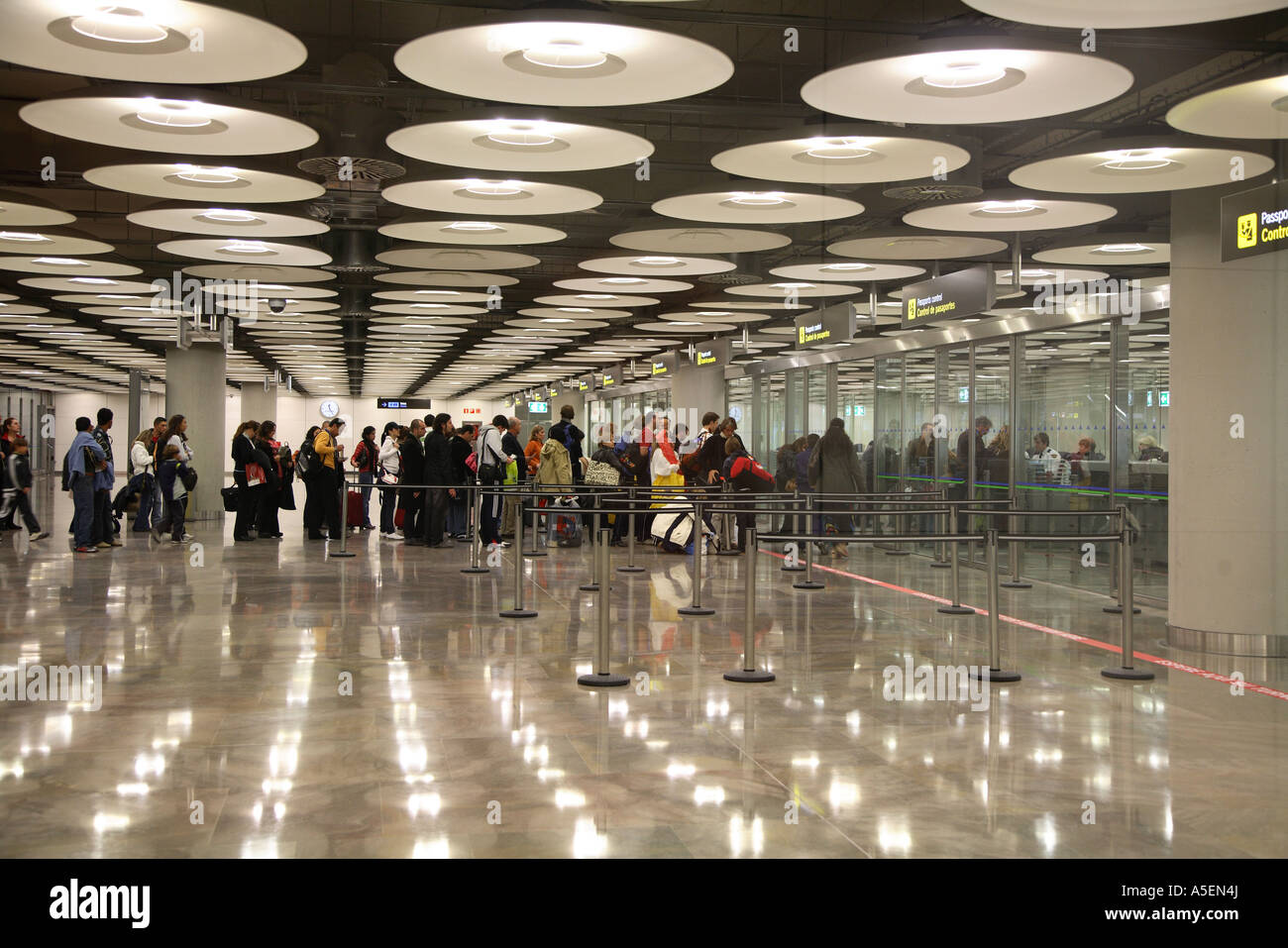 Europa Spanien Spagna Spagnolo Madrid Barajas Neu Neuer Nuovo Terminal Flughafen Flughafen Aeroporto Aeroporto Foto Stock