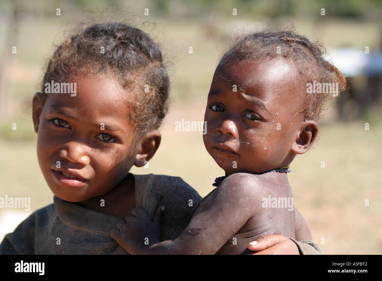 I bambini in Ifaty, nord di Toliara, ( Tulear ), Madagascar Foto Stock