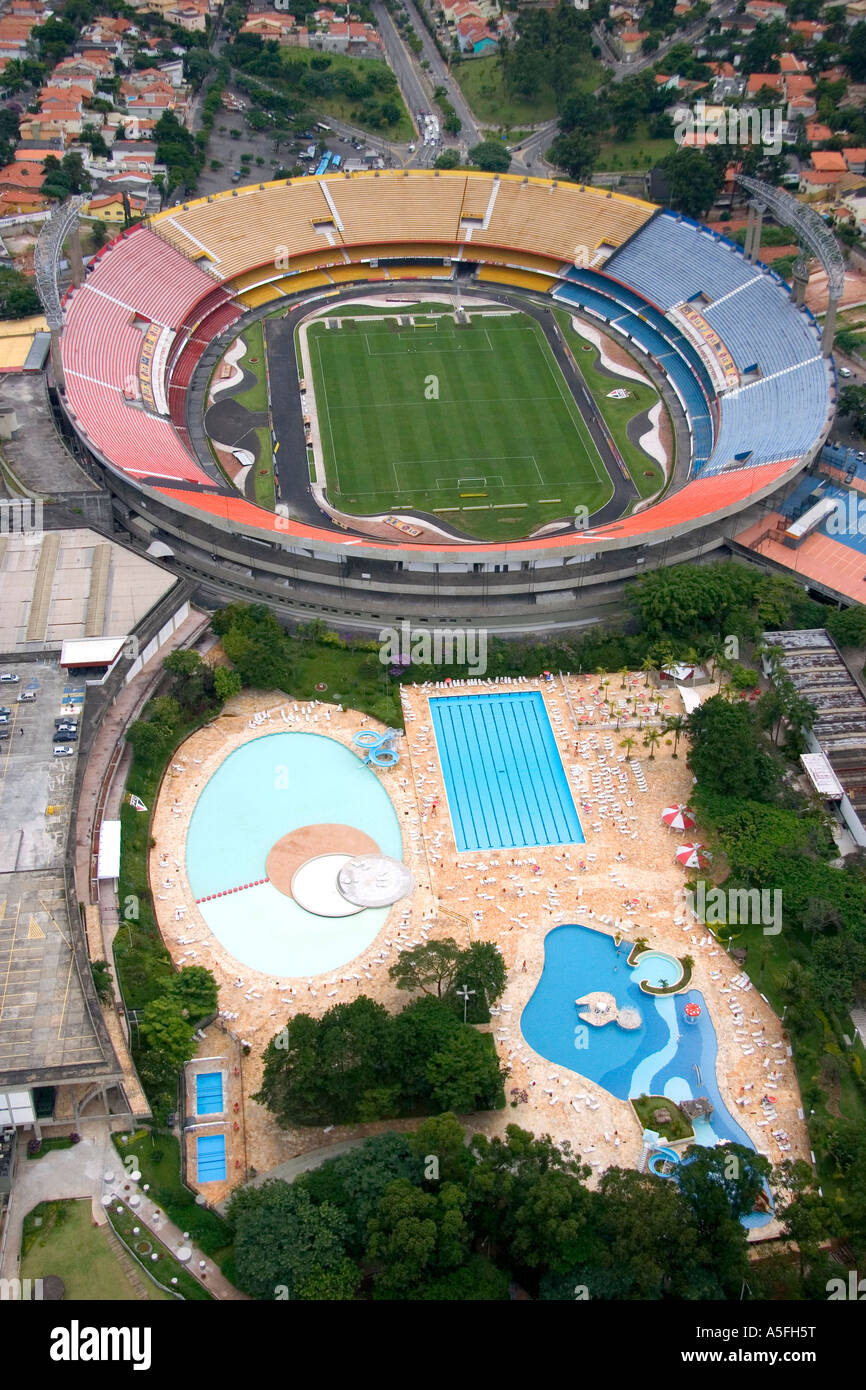 Vista aerea del Estádio Morumbi di Sao Paulo Futebol Clube Stadium e piscine in Sao Paulo in Brasile Foto Stock