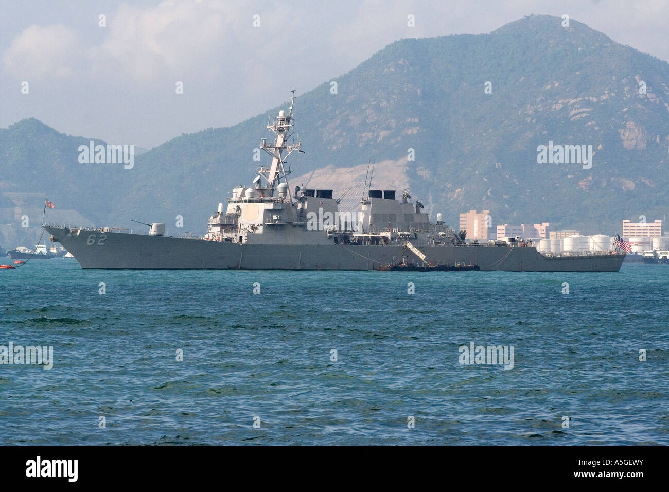 USS Chancellorsville CG 62, Marina degli Stati Uniti nave nel porto di Hong Kong 2006 Foto Stock